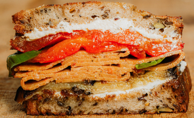 Sandwich aux légumes grillés - Tranches végétales tomate HappyVore
