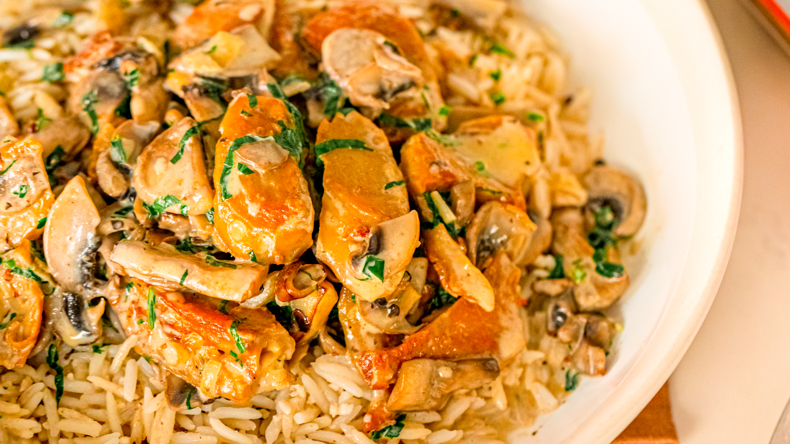 Aiguillettes végétales à la crème & champignons