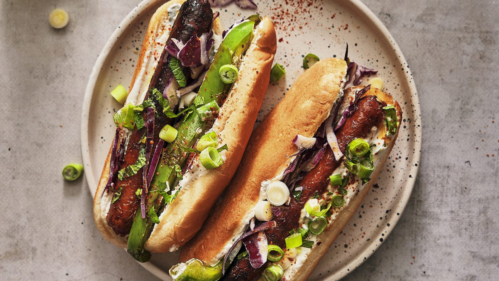 Hot dog épicé au barbecue